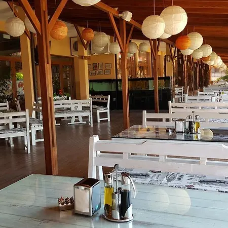 アパートホテル Magic Dreams